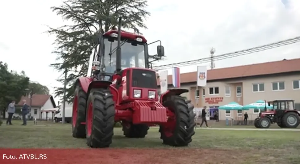 belarus traktor.webp